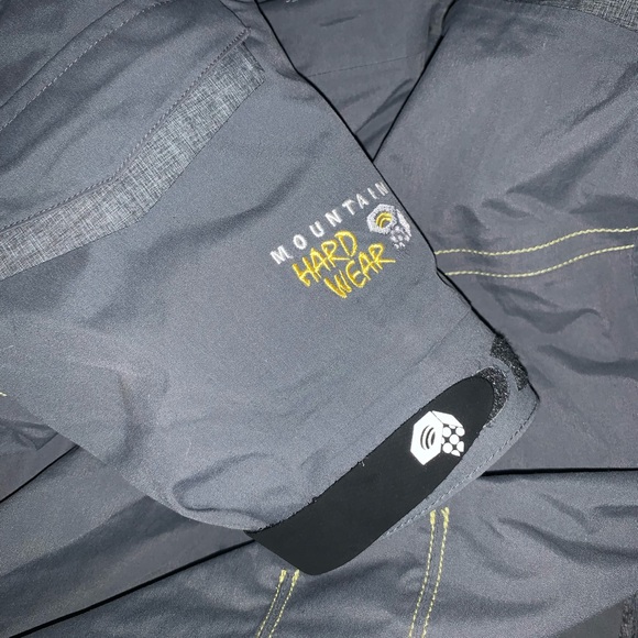 Mountain Hardwear Snow Jacket size small - Picture 3 of 4